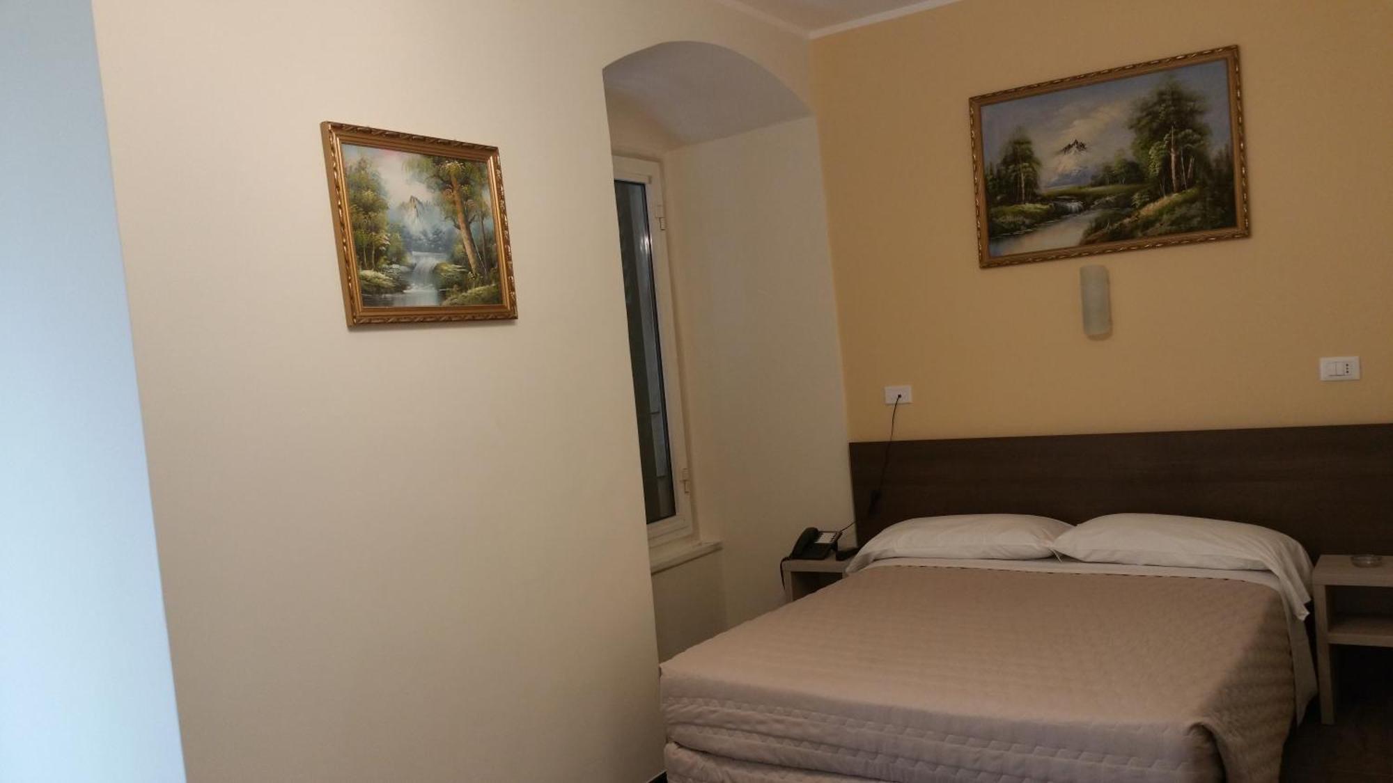 Hotel Tommaseo Gênes Extérieur photo