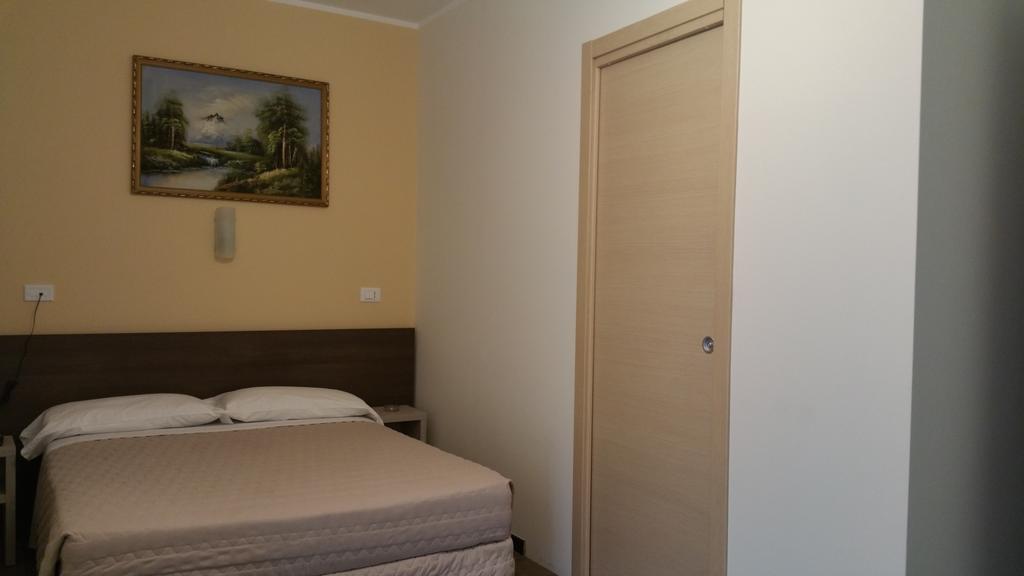 Hotel Tommaseo Gênes Extérieur photo